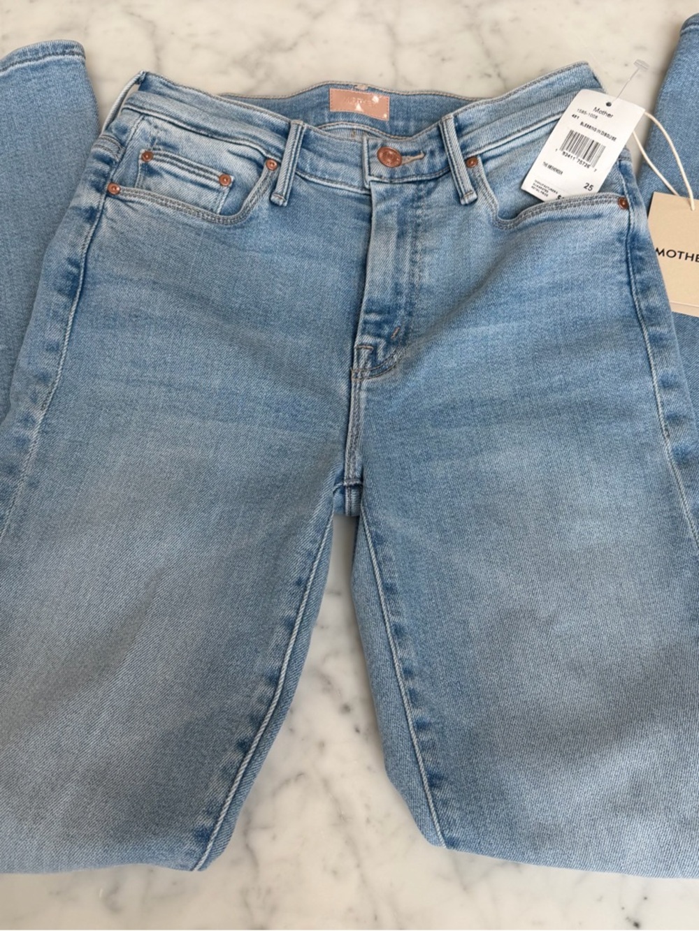 Mother The Weekender Jeans in Blessing in Disguise - NWT - Size 25 - Picture 7 of 15
